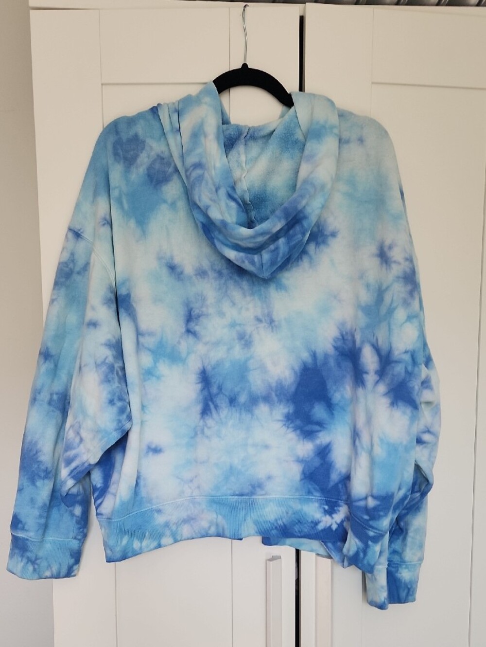 PINK Victoria's Secret Light Blue Tie-Dye Zip Hoodie - Picture 3 of 3